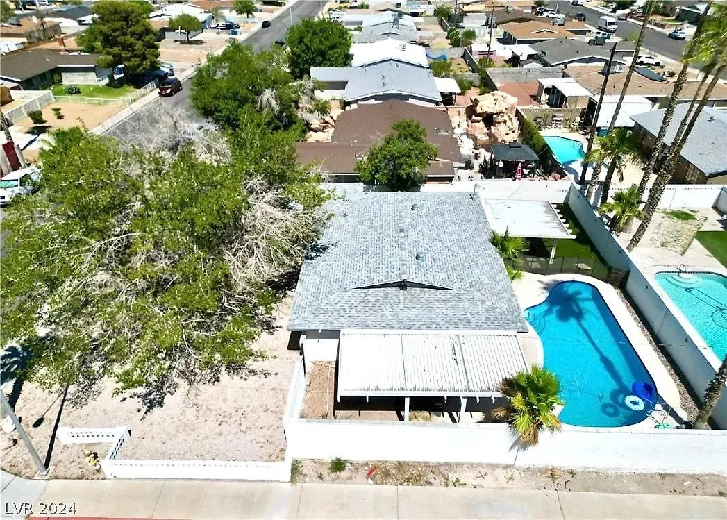 Getaway Villa W Pool In Vegas 10 Mins To Strip Лас-Вегас