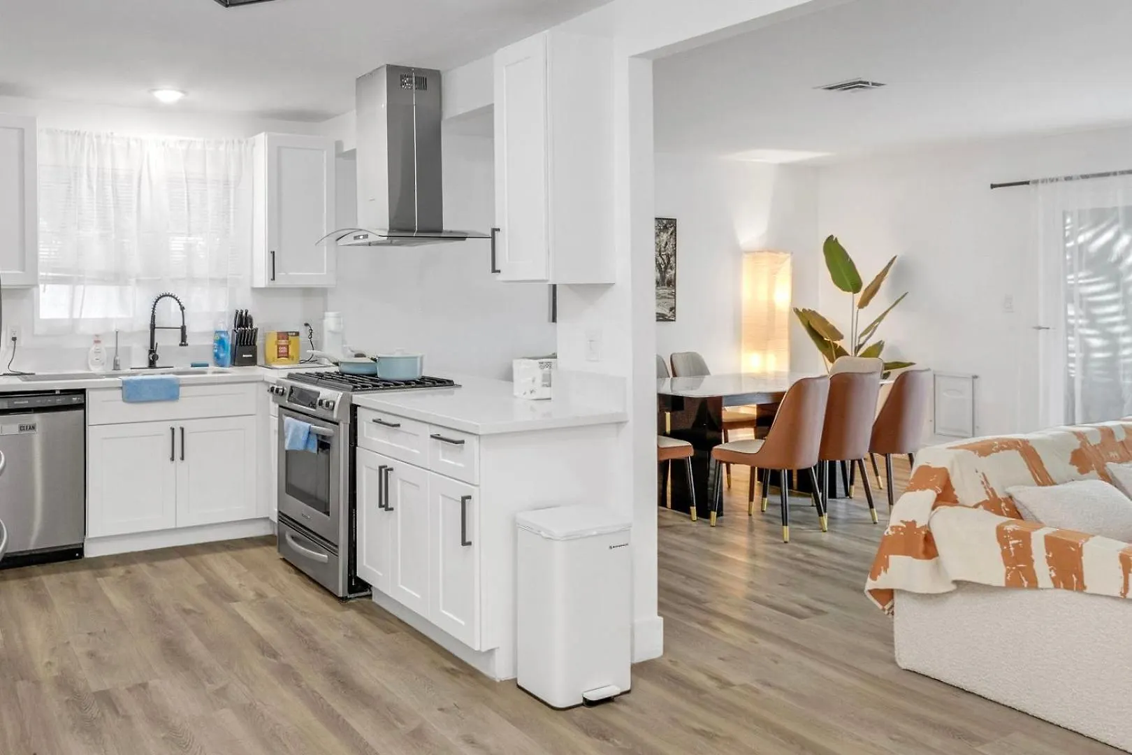 Getaway Villa W Pool In Vegas 10 Mins To Strip Лас-Вегас Дом отдыха