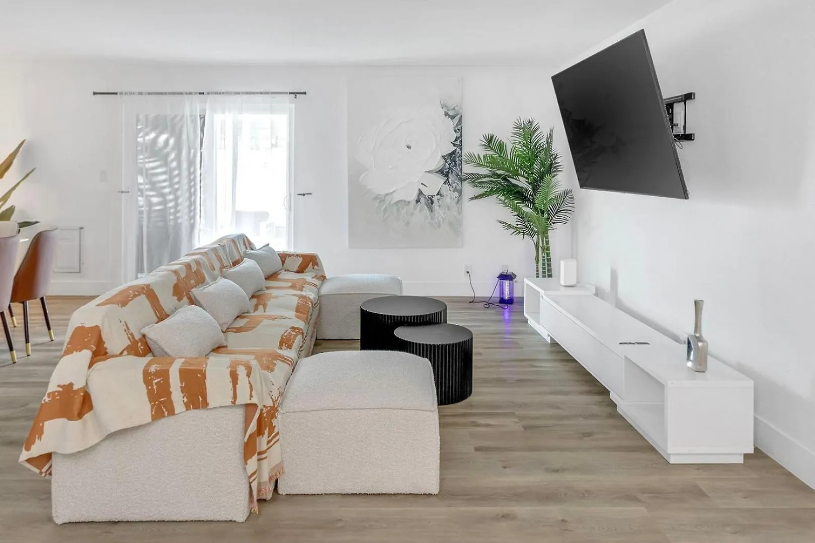 Getaway Villa W Pool In Vegas 10 Mins To Strip Лас-Вегас